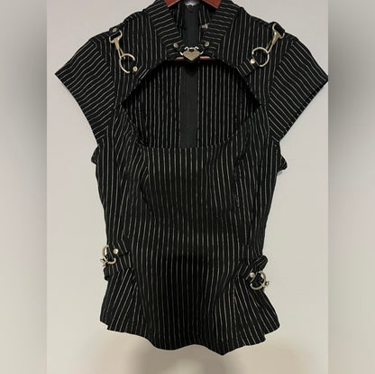 NWOT Open Front Pinstriped Fitted Top size 10/12