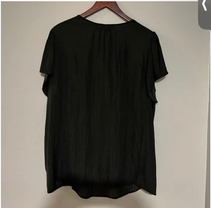 NWT 1X Black Blouse